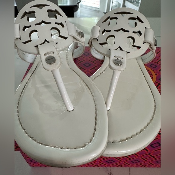 Tory burch Miller patent sandal optic white size 7.5 - Picture 7 of 8